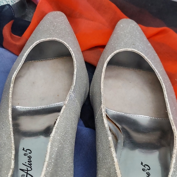Silver Glitter Pumps - Picture 6 of 9